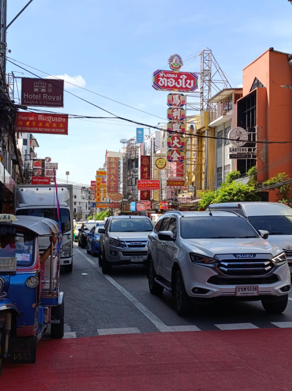 Yoawarat Road, la rue principale du quartier chinois de Bangkok