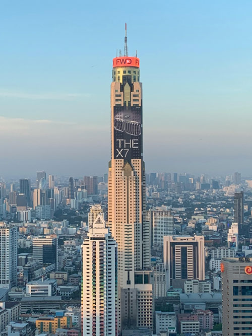 La tour Baiyoke, que l'on ne peut pas manquer !