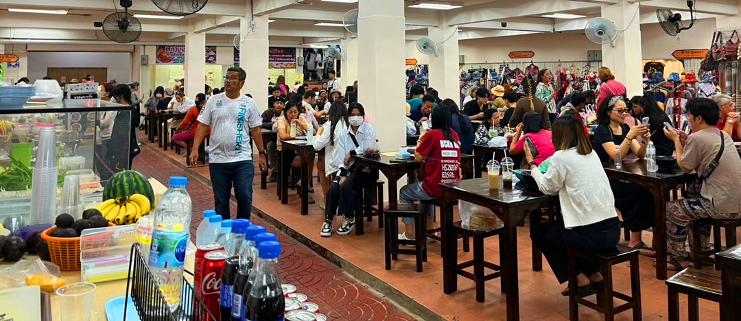 Foodcourt du marché de Warorot de ChiangMai